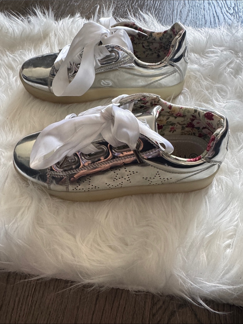 Primigi girls Metallic Silver Lace-Up Sneakers with Satin Ribbon Laces
